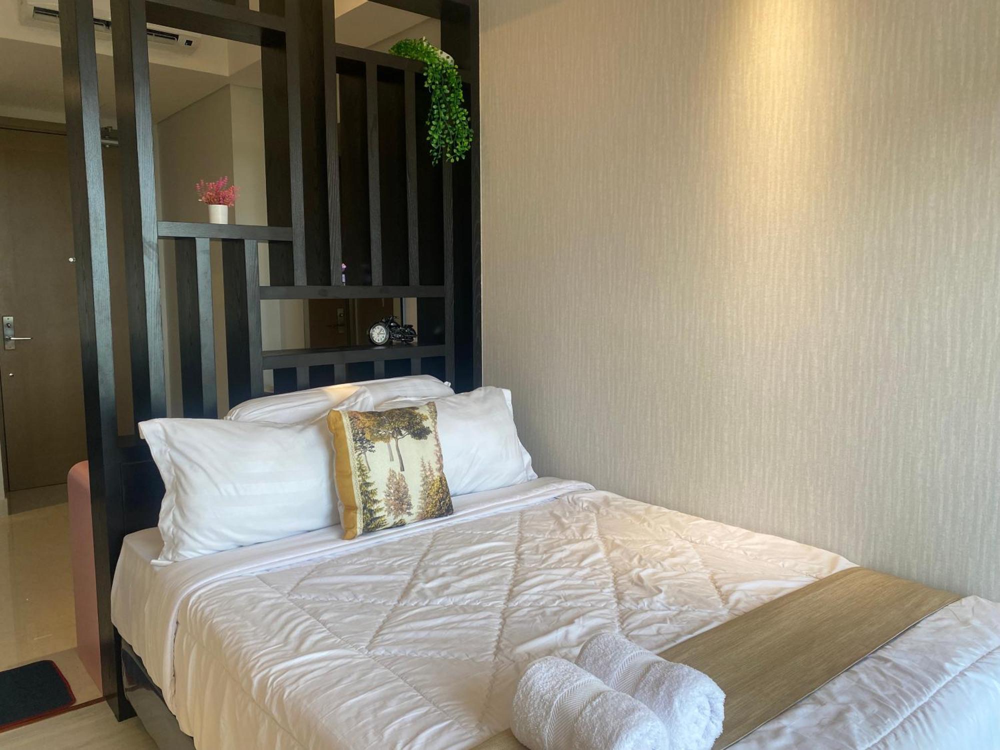 Comfort And Luxury Private Room At Goldcoast Pik Jakarta Exterior photo